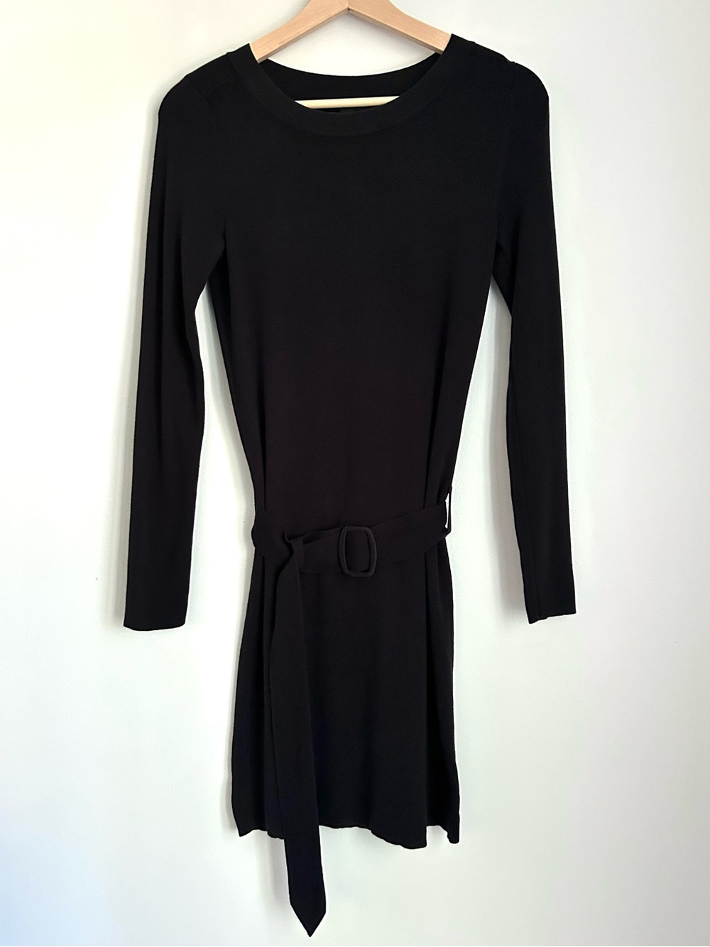 Banana Republic Vintage 90s Black Long-Sleeve Belted Knit Dress, Size Small